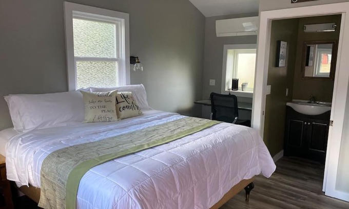 Catskill House | Family-Friendly Retreat at Murphys Law Inn, Rated 7.9/10