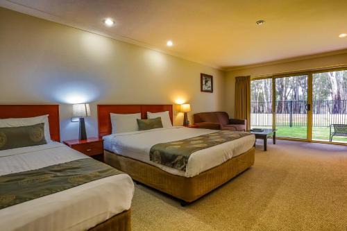 Koondrook Hotel | Premier Stay at Murray Waters Motor Inn & Apartments