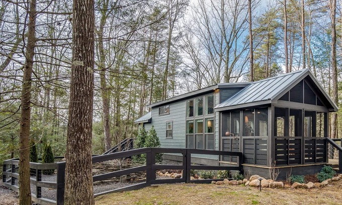 Monteagle Cabin | Unforgettable Muse at Monteagle: Family-Friendly Retreat