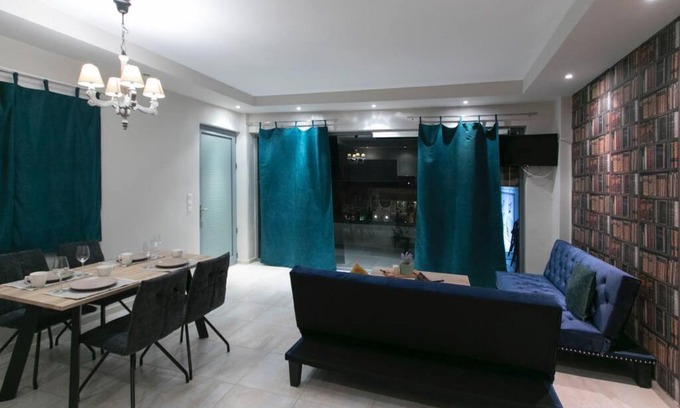 Loutra Oraias Elenis Apartment | Unforgettable MUSES Apartments with Breathtaking Sea Views