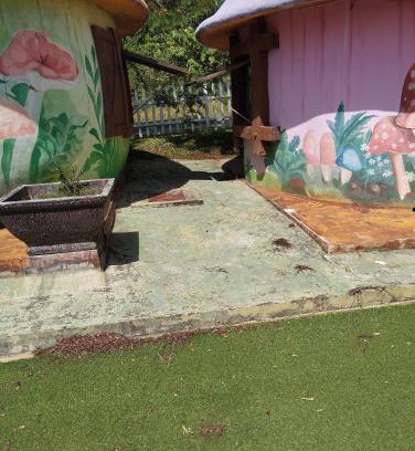 Alor Gajah House | Mushroom Villa: Ideal Homestay with Oceanfront Bliss