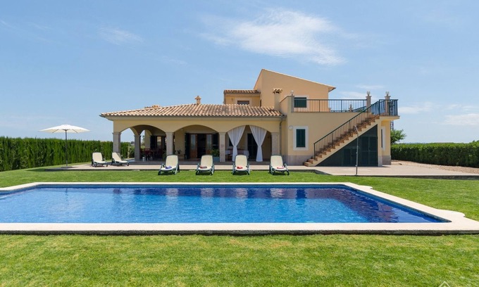 Sa Pobla Villa | Experience Mussol: Villa with Pool & Garden in Sa Pobla