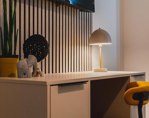 Leicester Apartment | Vibrant Contemporary Two Bed Apartment Ideal for Families