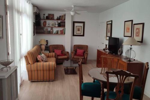 Cercadilla-Medina Azahara Apartment | Central Location, Steps from AVE - Family-Friendly Stay