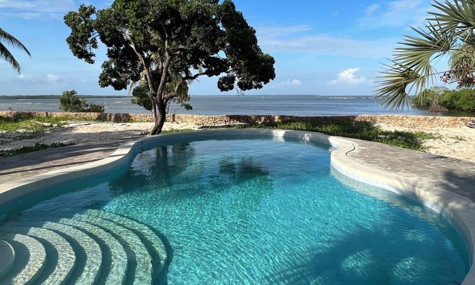 Shimoni Hotel | Discover Mwazaro Beach Lodge: Rated 10/10 with Ocean Views