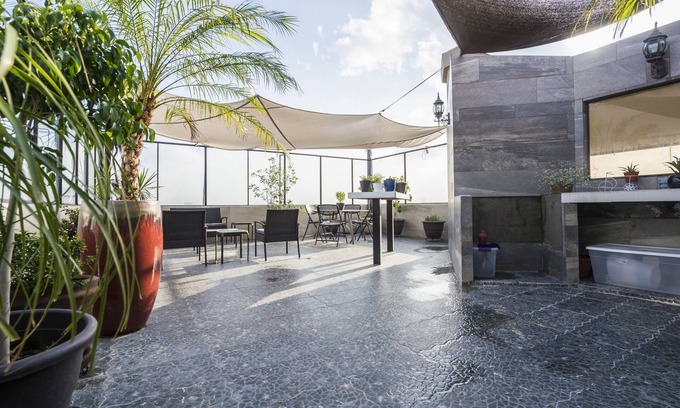 Miguel Hidalgo Condo | Panoramic Rooftop Garden & Spa at The Penthouse