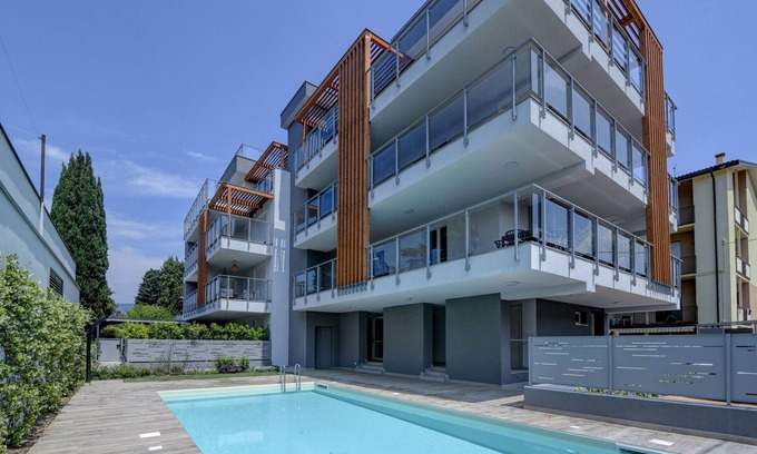 Bardolino Apartment | Relax at My Bardolino Holiday Apartment with Pool Access