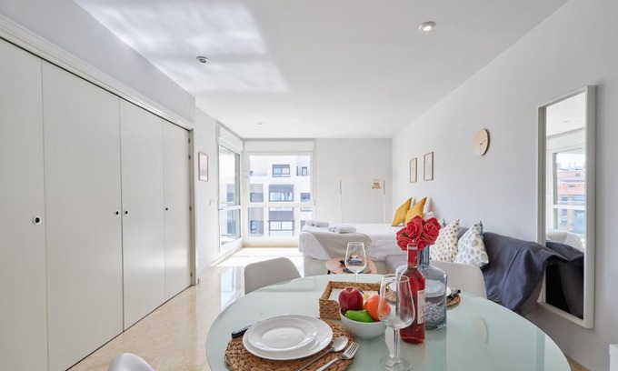 Legazpi Apartment | My City Home - Apartamento con terraza y piscina comunitaria en Legazpi