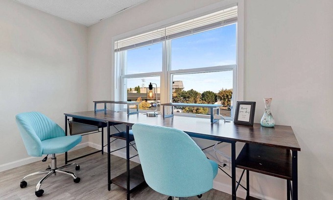De Pere Apartment | Discover My Happy Place 2: Family-Friendly Retreat in De Pere