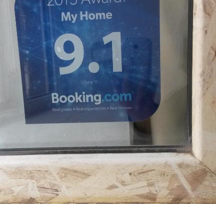 Gyumri House | Exceptional Stay at My Home: Family-Friendly with Kitchen