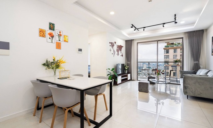 Bach Dang Riverside Apartment | My LJ Hideout No29 - Family Apartment with City View & Balcony