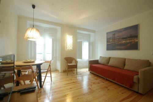 Socorro Apartment | Budget-Friendly My Mouraria Suites with Family & Pet Amenities