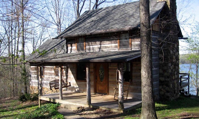 Lucas Cabin | Escape to My Old Kentucky Hideaway - Lakeview Cabin