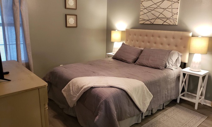 Georgetown House | Cozy My Old Kentucky Home: Perfect for Families & Pets
