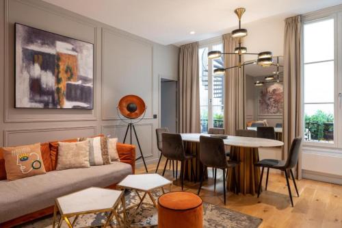 Quartier Saint-Georges Apartment | My Opera In Paris