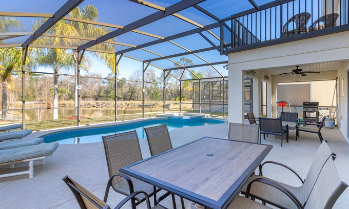 Thousand Oaks House | Experience My Palms Sway: Pool Home with Water Views
