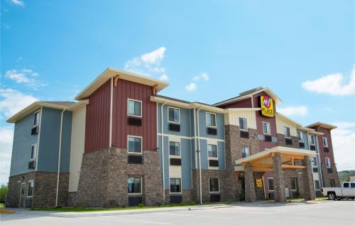 Fort Pierre Hotel | Discover My Place Hotel - Fort Pierre, SD with Pet-Friendly Amenities