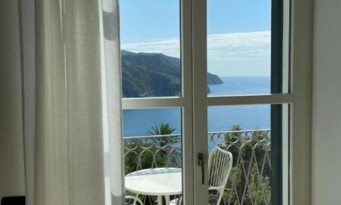 Corniglia Apartment | Inviting MyPlaceYourPlace - Cinque Terre with Family-Friendly Amenities
