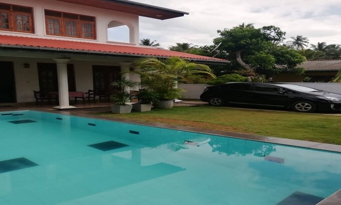 Nalagasdeniya Villa | Private Villa Steps from Hikkaduwa Beach with Ocean Views