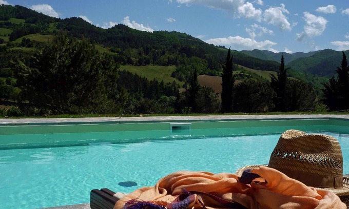 Tredozio Villa | Villa Beatrice: Private Pool & Ocean View Retreat Awaits