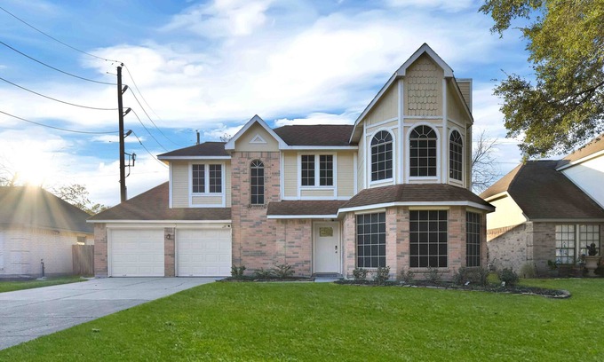 Atascocita House | Relaxing Villa with Private Pool and Ocean View Awaits