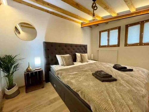 Irrel Apartment | Pet-Friendly Retreat at Mya Lenas Suite with Hot Tub