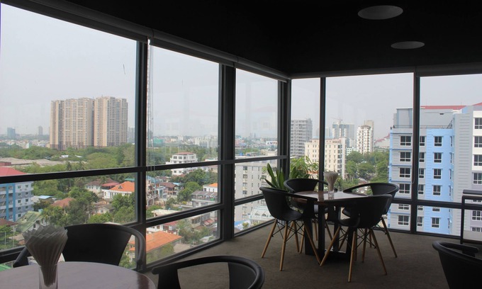 Yankin Township Apartment | Elegant Myanandar Residence: Top-Rated Stay with Dining & More