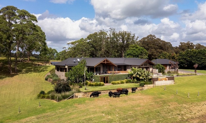 Berry House | Myava: Enjoy Winter Getaways with Pool & Free Night Offer!