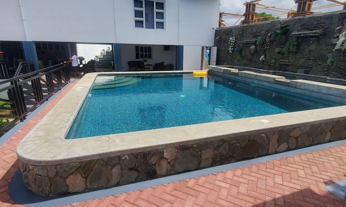 Lemery Resort | Discover MyFantasyResort.com: Comfort for 2-6 Guests