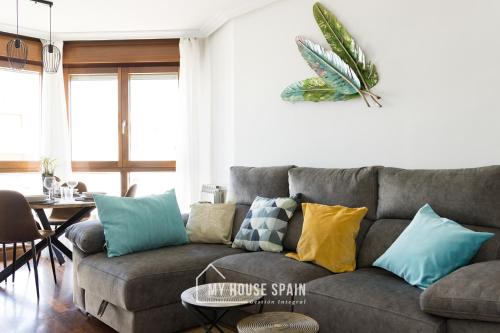 Distrito Oeste Apartment | MyHouseSpain - Oceanfront Views with Free Parking & Pet-Friendly