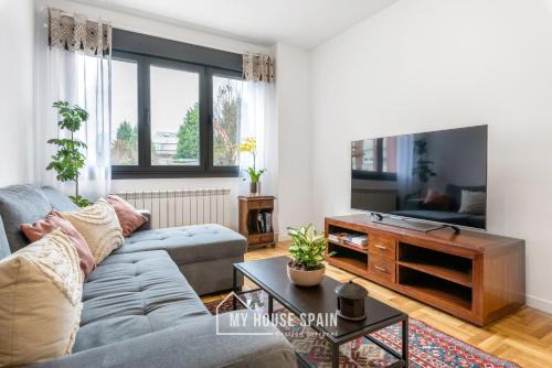 Distrito Oeste Apartment | Discover MyHouseSpain: Family-Friendly Retreat Near Playa Poniente