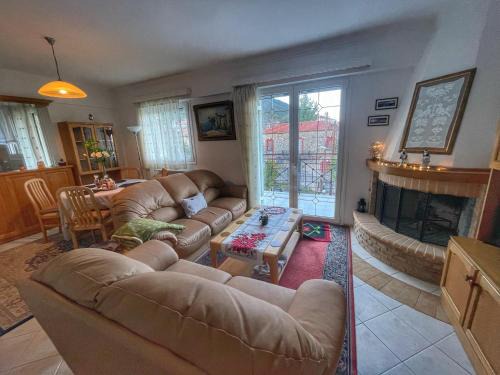 Levidi Apartment | Explore Mykines: 4-Star Levidi Apartment for Families