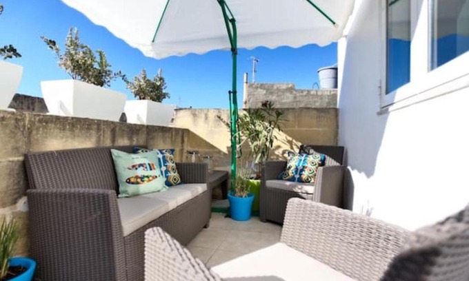 Rabat Apartment | Discover MYN Zondadari: 4-Star Hotel with Breakfast Included