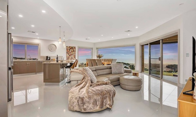 Myponga Beach House | Myponga Beach Luxe Stunning Seaside Sunsets