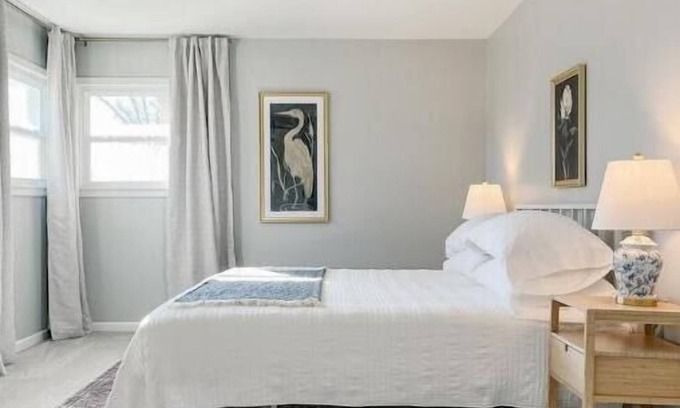 Abilene House | Top-Rated Myrtles on Madison House with Pool & Spa