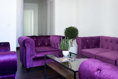 Cagliari House | Pet-Friendly Myrtus Guest House in Cagliari with Hot Tub