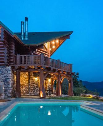 Karpenisi Ski Chalet | Mythica Chalet: Guest Rated 10/10 with Pool and Hot Tub