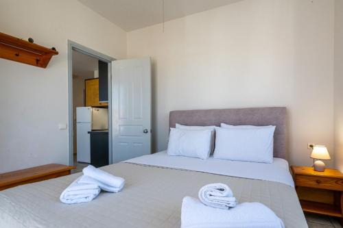 Methoni Apartment | Ocean View Mythos Suites-Apollo Apartment for Families