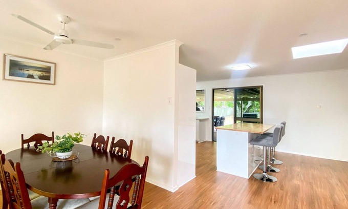 Traviston House | Myway - Burrum Heads: Pet Friendly, Steps from the Beach