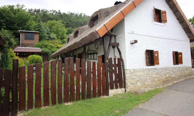Nemesvita House | Relax at Nádas Vendégház és Wellness - Pet Friendly Retreat