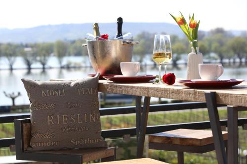 Mainz-Bingen Hotel | Elegant Nägler's Fine Lounge Hotel with Hot Tub & Breakfast