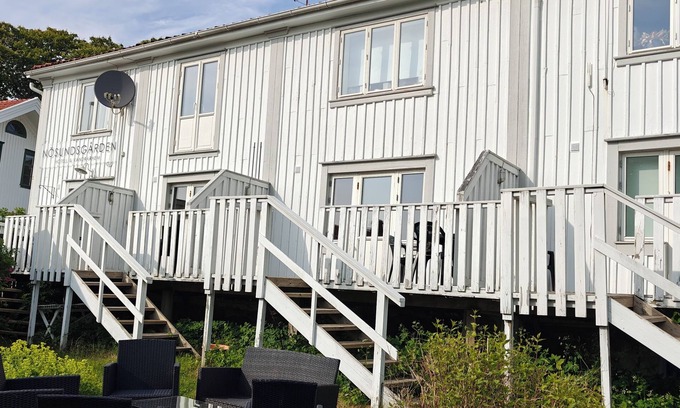 Nosund Hotel | Discover Nösundsgården Hotel & Hostel with Pool & Breakfast