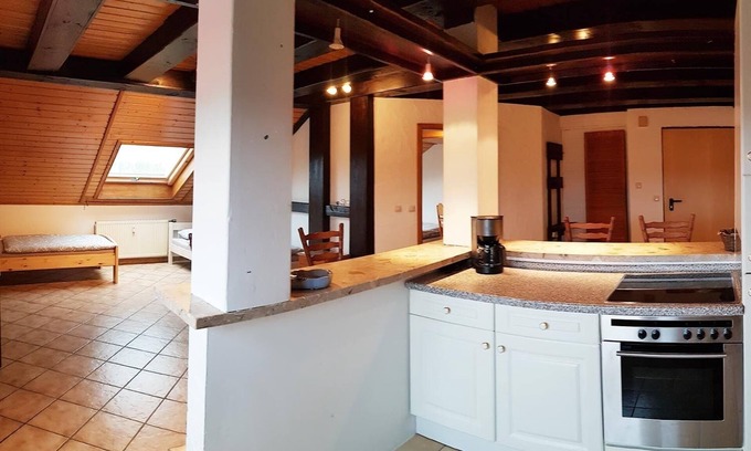 Petersaurach Apartment | Cozy Nü01 Penthouse near Nürnberg with Family-Friendly Amenities