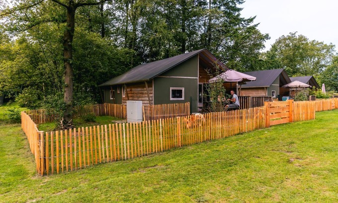 Ruinen Cabin | n/a