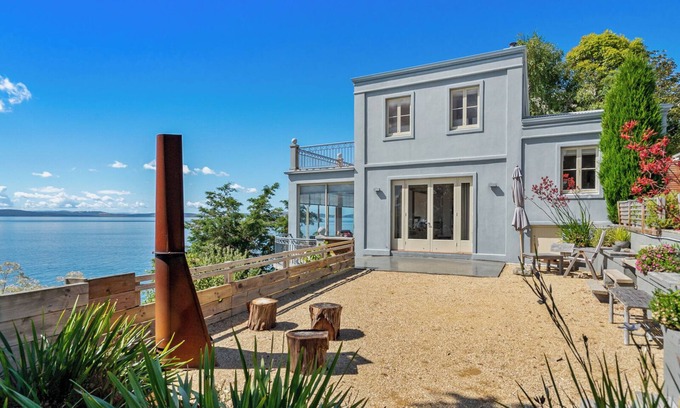 Sandy Bay House | Relax at Hakari: Waterfront Retreat with Spa & Hot Tub
