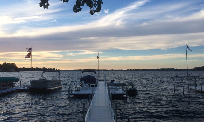 Syracuse House | Exclusive September Rates at Lake Wawasee Home on the Water