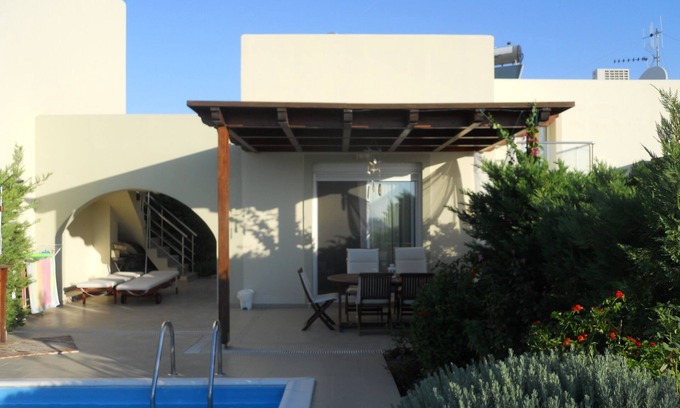 Haraki Villa | Elegantly Designed Villa with Private Pool in Haraki