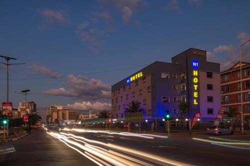 Harare Hotel | Discover N1 Hotel Rotten Row: Family-Friendly Retreat