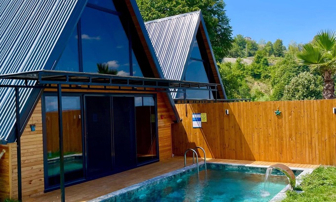 Sapanca House | n2+1 Heated Private Pool- Lake View - 5 Person Bungalow in Dibektaş