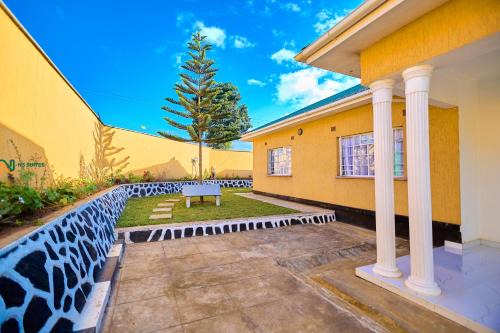 Mzuzu Apartment | Child-Friendly N3 Luxury Suite for Memorable Getaways